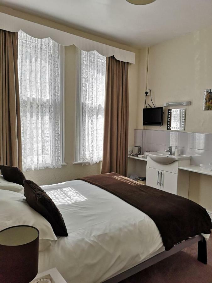 Hotel Sylvern House Scarborough Exterior foto